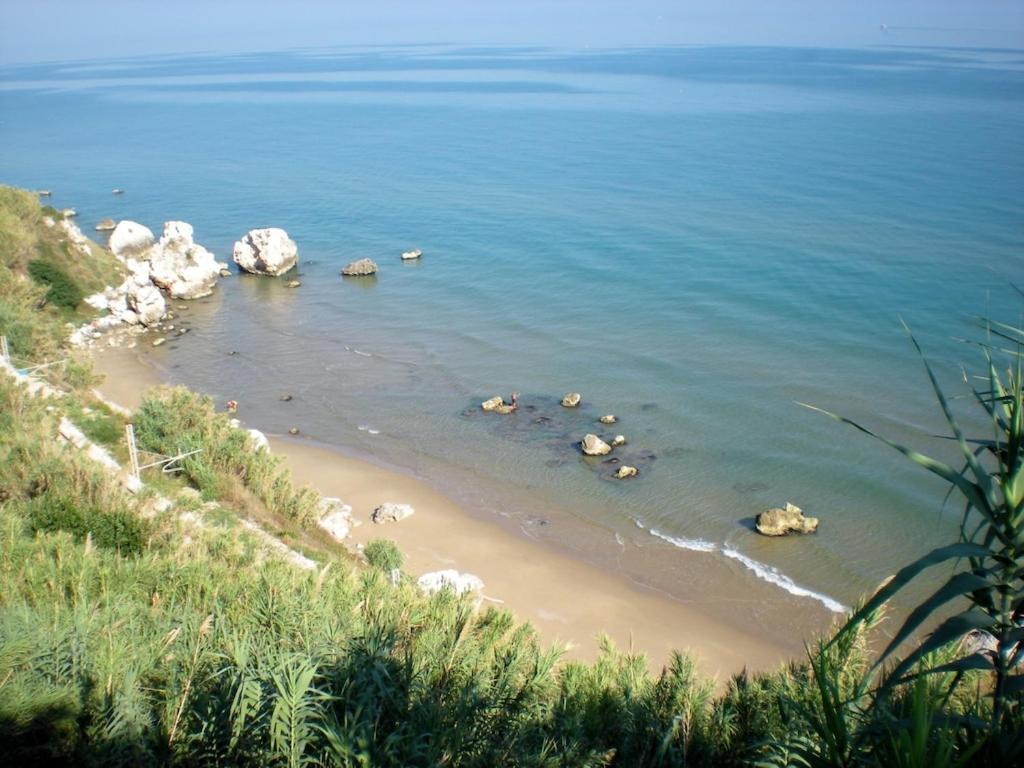 Giulia - In With Sea View Holiday home *
