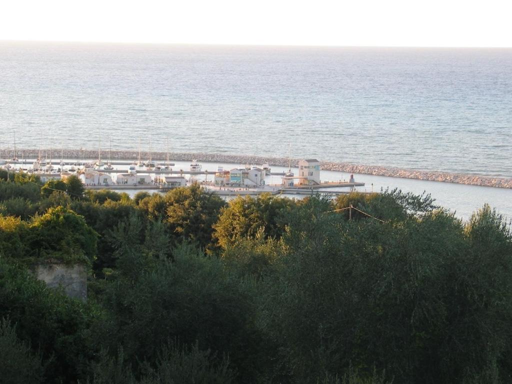 Giulia - In With Sea View Holiday home *